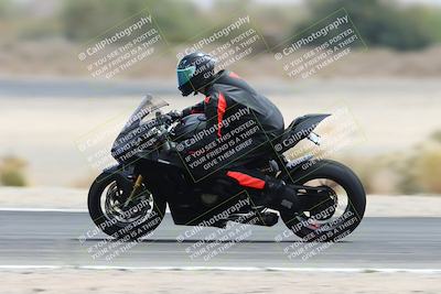 media/May-05-2025-Moto Forza (Mon) [[3c1838c5e5]]/2-B Group/Session 3 (Panning Test Turn 14 Inside)/